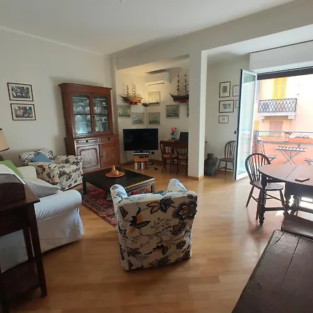 Il Balcone Di Anna - Nervi - 65mq Bilocale * Janov